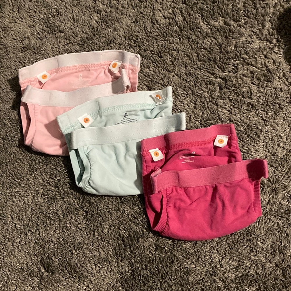 GDiaper size small outer shell